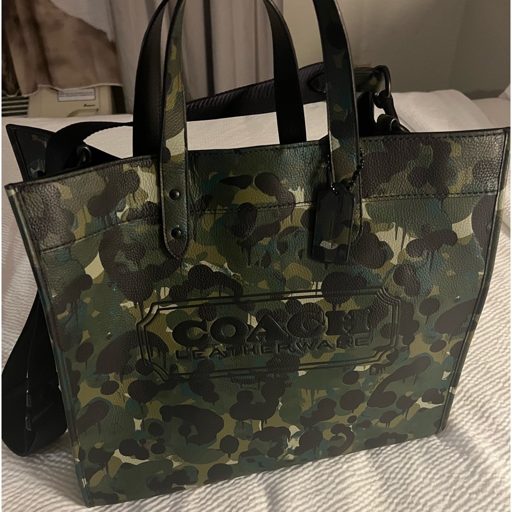 Authentic Coach Field Tote Camo
